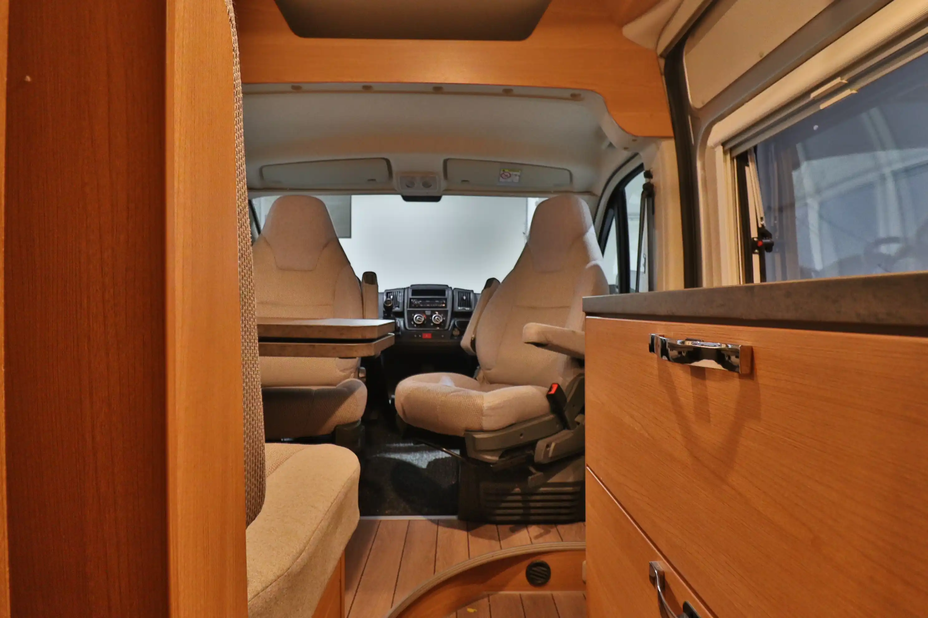 WEINSBERG Cara Bus 600 K